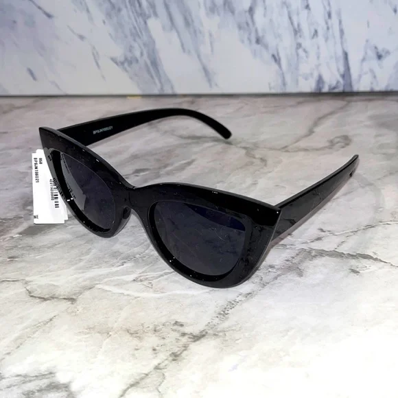 bp Black Cat-Eye Sunglasses Bp. 55mm Cat Eye Sunglasses In Black - 40% Off | Editorialist main image 3